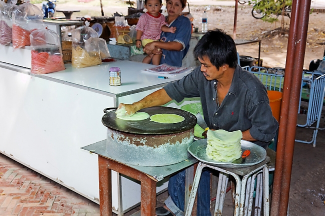 Wat Phra Mongkon Bophit-001